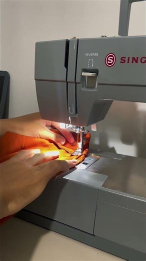 Fazendo pence na calça singer 4423! #costura #maquinadecostura