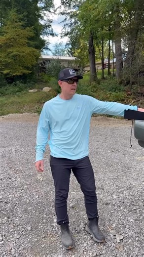 How do you transport your Kayak…Carry or Cart? With the Crescent Smallie, it’s so light and easy to carry, even when fully loaded, that you don’t need a cart! Well done boys 👊 @aaanglers @ilyakkin #crescentkayaks #kayak #kayaklife #lift #lol | Crescent Kayaks