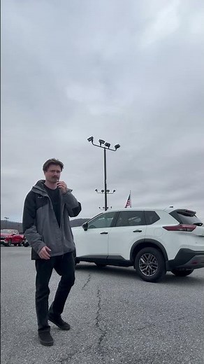 This All-Wheel Drive SUV Doesn't Need to Be Fancy | 2023 Nissan Rogue S