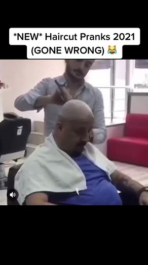 haircut pranks 😹 #fy #foryou #foryoupage #xyzbca #viral #😂 #haircut #pranks #barber #jokes #fypシ #fypage