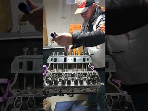 Ford 351 Windsor build Ep14 Part 2. Valve adjustment 2nd Cylinder Head.