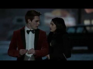 Riverdale Veronica & Archie 1x11 (2/4) START OF THEIR RELATIONSHIP