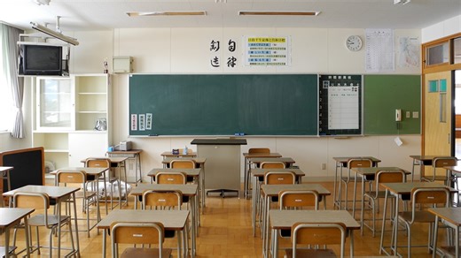 Japan encourages foreigners to study at their universities