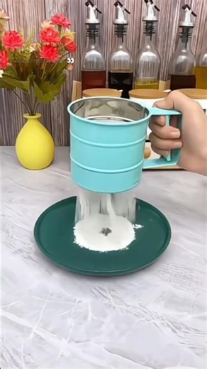 Auto Flour Shifter 🤯 Smart Gadgets invention! Best kitchen Accessories #ytshorts #facts
