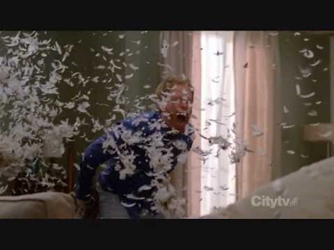 Modern Family Funniest Scene Ever!!- The Pigeon