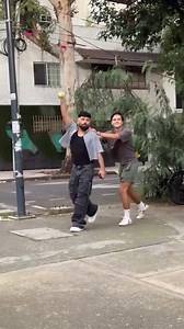 5.7K views · 187 reactions | Intenté abrir un coche con una pelota | RULES | Facebook