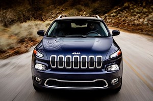 VIDEO: Hackers remotely control a Jeep Cherokee - Chrysler issues a software update for 471,000 cars - paultan.org