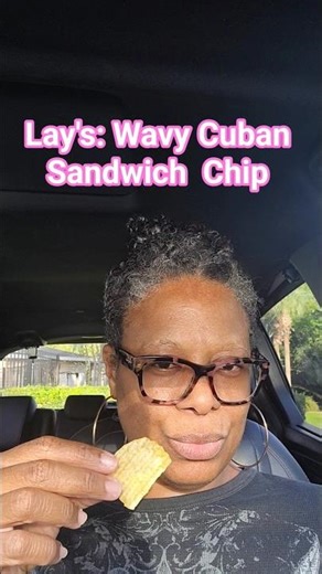 Lay's:Wavy Cuban Sandwich Chip #cinnicky #asmr #asmrsounds