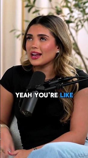 Making friends in nursing school - we want to know, what was your experience? 👇 ‪@leanys.c‬ #nurse