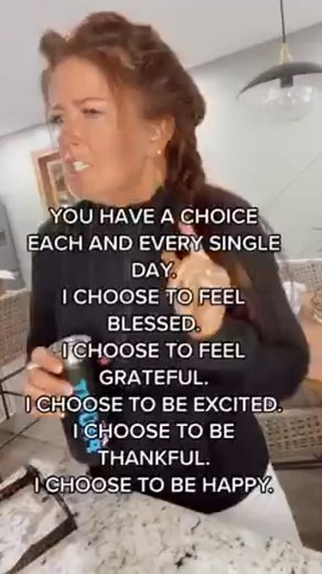 Good message your character is exposed when you show how you treat people. Write down 5 things you love about yourself. I bet it’s easier to write down what you don’t like about yourself, so let’s changed that. Where your focus goes is where you heart grows. #treatpeoplethewayyoywantobetreated #lifteachotherupnotdown #beeachothershero #loveoneanotherasihavelovedyou #wemaynothaveitalltogetherbuttogetherwehaveitall | Jen Joan Haddaway | Facebook