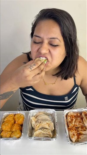 315Rs Peri-Peri Momos🤪 Vs 260Rs Vs 130Rs | Cheap Vs Expensive | #trending #shorts #foodie