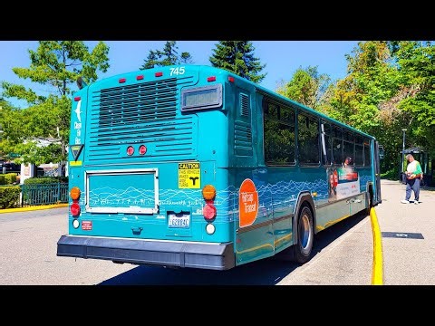 Ride on a Kitsap Transit 2003 Gillig Phantom #745