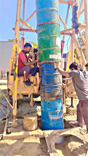 𝐊𝐚𝐫𝐰𝐚𝐧 𝐘 𝐒𝐚𝐥𝐢𝐡 on Instagram: "Running Casing Report – Using Drums to Create Running Tools Introduction Running casing is a critical step in well construction. Casing is a large-diameter steel pipe lowered into the open hole to support the wellbore, maintain stability, and allow drilling to continue safely. This operation requires proper planning, correct equipment, and controlled handling to avoid damage. Purpose of Running Casing Casing is installed to strengthen the well structure