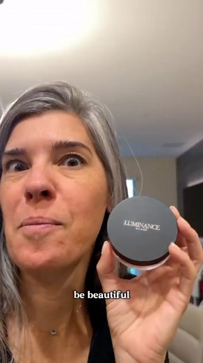 Finally a setting powder that ACTUALLY works and gives that blurry filtered look ✨😍 Try this powder from Luminance Milano yourself, trust me you won’t regret it! #settingpowder #makeup #glowingskin #makeuptips #clearskin #foryou | Luminance Milano