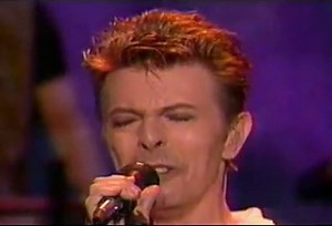 Bowie stars are out tonight_WMV V9