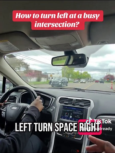 How to Turn Left at an Intersection Safely