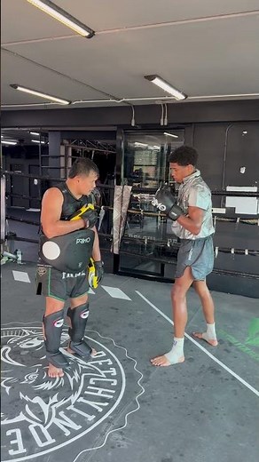 How to Box in Muay Thai & Avoid Elbows!