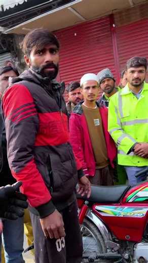 Kuda ka wasta apna halmat papar ly kar bahr jay