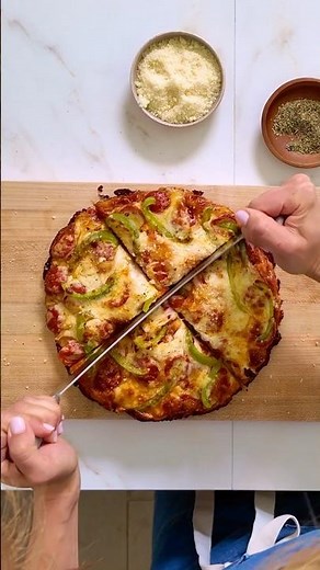 5 Secret Tips for the Best Cast Iron Pan Pizza!