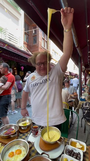 Amazing Turkish breakfast 🙏❤️😍😇 #food #breakfast #turkishfood #turkishrestaurant #turkishbreakfast #foodie #foodlovers #cheese #mrtaster #delicious #foodblogger #foodtok #istanbul #turkey