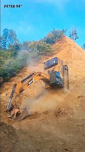 Excavator FAIL Nearly Ends in Disaster! ❌