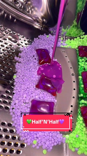 Half n half drum, again inspired by @Laundry Mum Uk she gave me the idea last week and now I’m obsessed 😍😍 💚💜 tried purple and green this time! So scrumptious 😍😍 #laundrytokuk #asmr #cleantok #laundry #laundryasmr