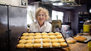 'Kolache Shoppe Queen' Irene Bucanek baked her way into hearts of customers in Taylor