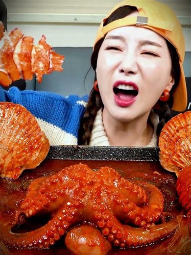 Spicy Lobster 🦞 Seafood Boil Recipe 😋 Ssoyoung Mukbng Asmr