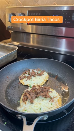 Easy & lazy crockpot birria tacos. These aren’t authentic birria tacos but these are super easy and delicious to make at home. This was my first time making these and they turned out soooo good. 😋🤤 Follow my recipe below ⬇️ Ingredients: •Chuck roast •32 oz Beef broth •quesadilla Mexican style cheese •corn tortillas •cilantro •1 or 2 yellow onions •7 cloves of garlic •2 whole jalapeños •3 Spanglish Asadero Birria seasoning packets •salt •pepper Directions: 1. Sear your chuck roast. Season with 