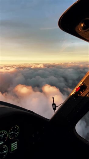 You either Enjoy the sunset or the sunrise ☀️☀️🛫