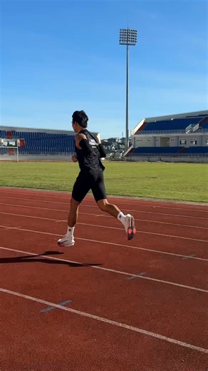 38K views · 149 reactions | ퟯퟲퟬ 헥혂헻헻헶헻헴 헦헲혁 Training at 1500m Fresh air. Harder breaths High altitude makes you stronger | Wake360 | Facebook