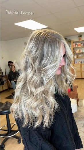 BlondeAF Lightener Review: Achieve 9 levels of lift with Pulp Riot