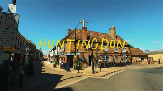 Enjoying Summer in Huntingdon Town Centre