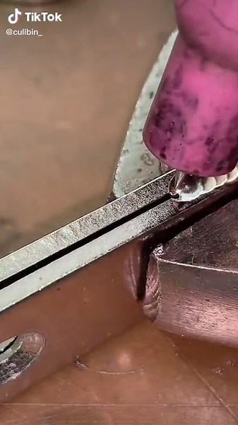 tema (@culibin_)’s videos with оригинальный звук - tema