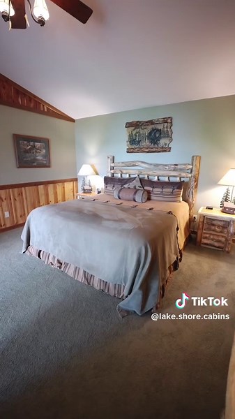 Romantic Lakeside Getaway in Arkansas