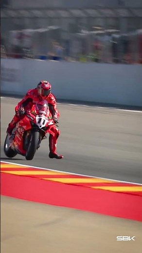 Nicolo Bulega sets the pace in FP2 🚀 | 2025 #AragonWorldSBK 🇪🇸