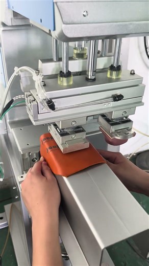 Luggage leather high-frequency hot stamping pad printing machine, high-frequency pad printingmachine