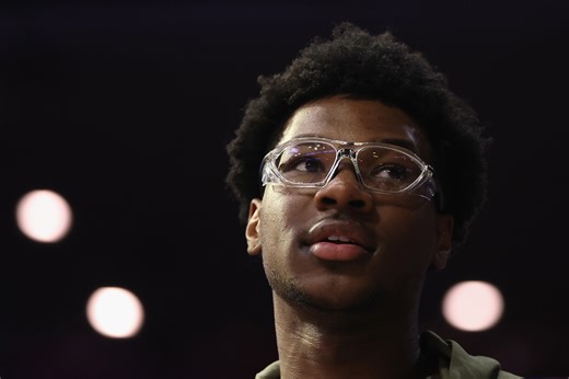 Can LeBron James watch son Bryce James and Arizona at the Final Four?