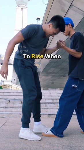 Help People to Rise: Motivational Videos and Inspirational Messages