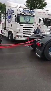 931K views · 20K shares | Pegaso vs scania Pegaso Camiones Scania V8 | Fanaticos de los Camiones | Facebook