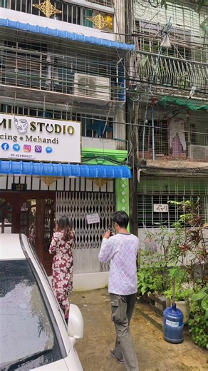 နှာခေါင်းဖောက်ပြီးတဲ့နောက် အနာမဖြစ်၊ မပိုးဝင်အောင် အောက်ပါအရာတွေကို ရှောင်ထားတာကောင်းပါတယ် — 🚫 ရှောင်သင့်တဲ့အရာတွေ \t1.\tလက်မသန့်ဘဲ ထိခြင်း \t•\tလက်မဆေးဘဲ ထိမိရင် ပိုးဝင်နိုင်ပါတယ်။ \t2.\tအလှအပပစ္စည်းတွေ လိမ်းခြင်း \t•\tမိတ်ကပ်၊ ဖောင်ဒေးရှင်း၊ ဆန့်ရိုးကရင်မ်တွေ မလိမ်းပါနဲ့။ \t3.\tရေကန်၊ ရေကူးကန်၊ ပင်လယ်ရေထဲ ဝင်ခြင်း \t•\tပိုးတွေရှိလို့ အနာပိုးဝင်လွယ်ပါတယ်။ \t4.\tနှာခေါင်းလက်ဝတ်ရတနာကို မကြာခဏလှန်ခြင်း / ဖြုတ်ခြင်း \t•\tအနာမကျက်သေးခင် မဖြုတ်မလှန်ပါနဲ့။ \t5.\tအရက်၊ ဆေးလိပ် \t•\tအနာကျက်တာနှေးစေပါတယ