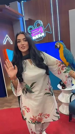 Real Mathira 💃🏻 (@.mathira.official)’s videos with original sound - Neha Rumba