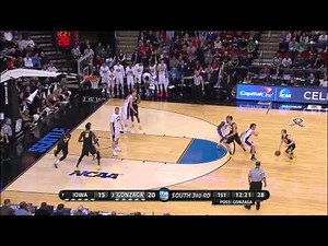 Iowa vs. Gonzaga: Domantas Sabonis slam