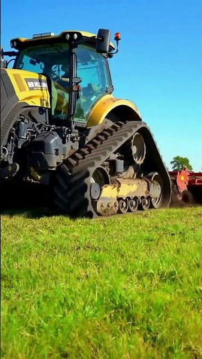 New Holland Crawler Tractor Plows Like a Beast! 💪🌾 4K Farm Power #shorts #newholland #tractor