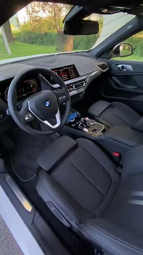 BMW 118i Sport Line (NEW MODEL 2019) OVERVIEW [HD]