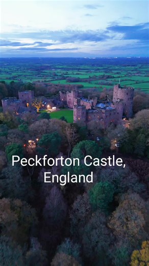 Peckforton Castle, #England ...19th century castle Hotel opposite 13th century Beeston #Castle #Travel #History #Beautiful views Admire Castillo de Peckforton, Inglaterra... Hotel en un castillo del siglo XIX frente al castillo de Beeston del siglo XIII... Viajes... Historia... Hermosas vistas... Admira Zamek Peckforton, Anglia...XIX wieczny zamek Hotel naprzeciw XIII wiecznego zamku Beeston...Podruż...Historia...Ładne widoki...Podziwiaj