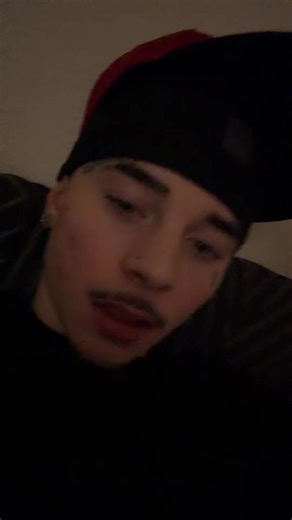 Age (@youngage_)’s videos with Hawk tuah - YoungAge