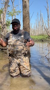 10K views · 743 reactions |  Stay Warm & Dry with AquaWade Pro Waders!  ️ 100% waterproof with 3-layer fabric construction  200g insulation keeps you warm in any weather 量 1600g Thinsulate boots for ultimate cold protection  Durable and reinforced for tough conditions 閭 Ready for your next waterfowl hunt? Get yours now  | TideWe | Facebook