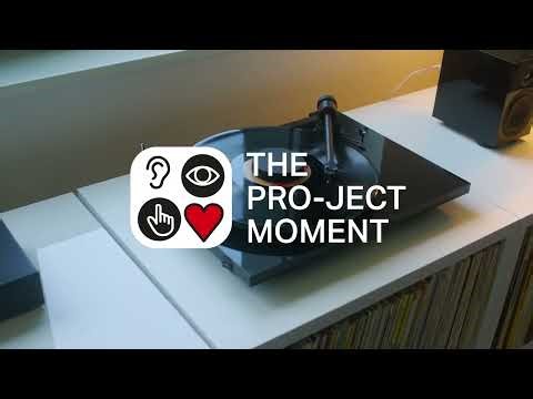 The Pro-Ject Moment - T1 EVO Recordplayer