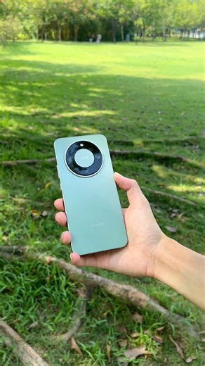 ما شاء الله! جهاز قوي يتحمل الصدمات. خمس نجوم في مقاومة السقوط. هذي هي الجودة اللي ندور عليها.